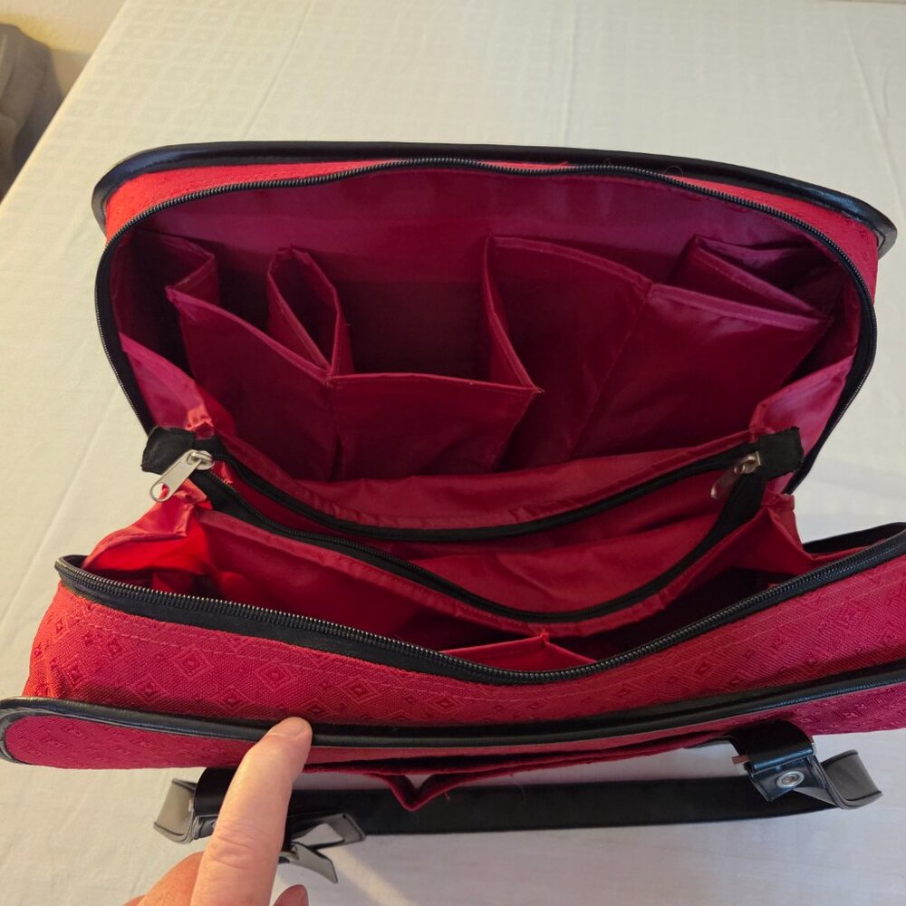 Joy Mangano Weekender Travel Carry On Bag Luggage Lightweight Red 17”w x 12” - Picture 5 of 8